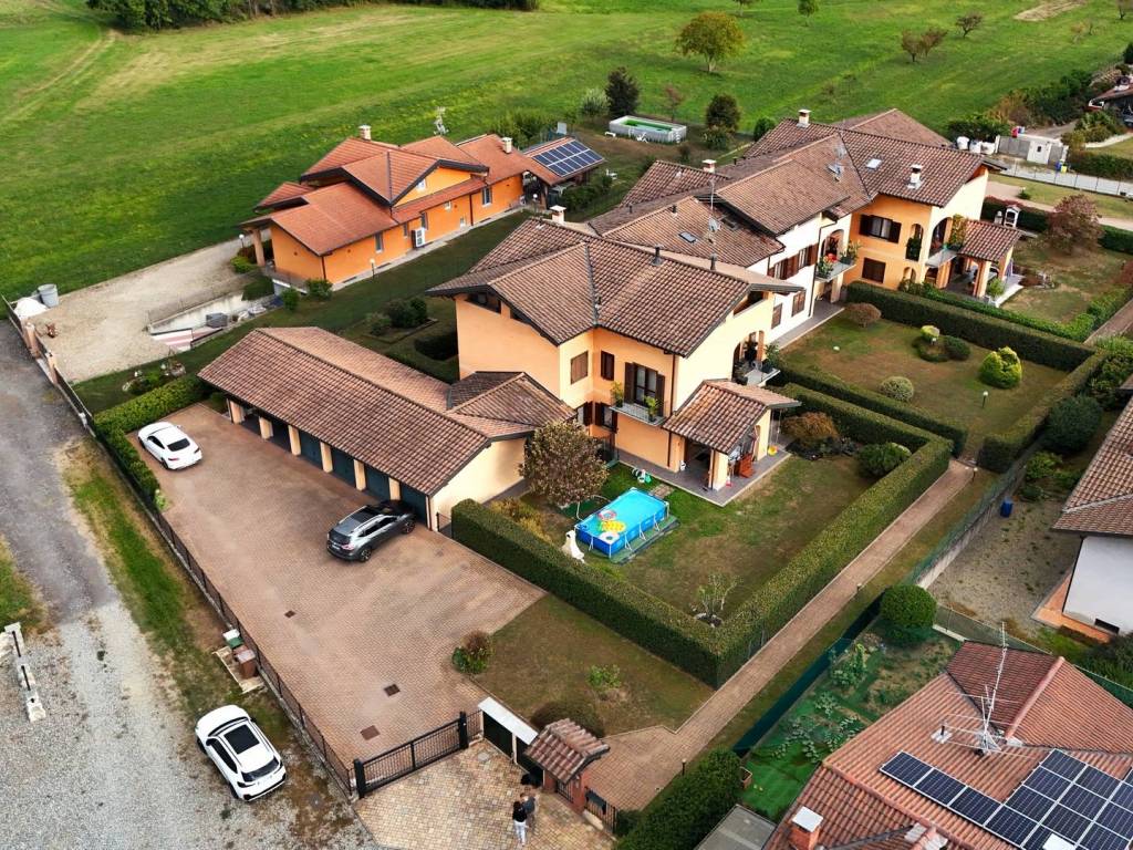 Villetta a schiera a Sandigliano in Via Dante Alighieri - Foto 2