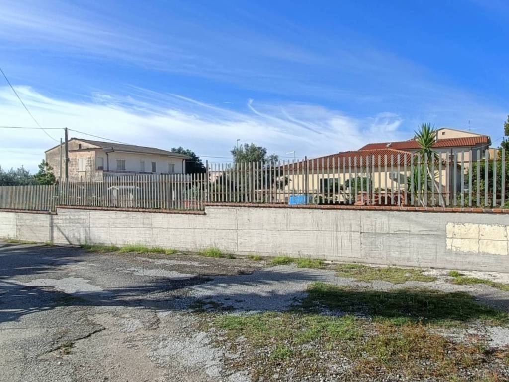 Terreno a Lamezia terme in Via dei Brutii - Foto 2