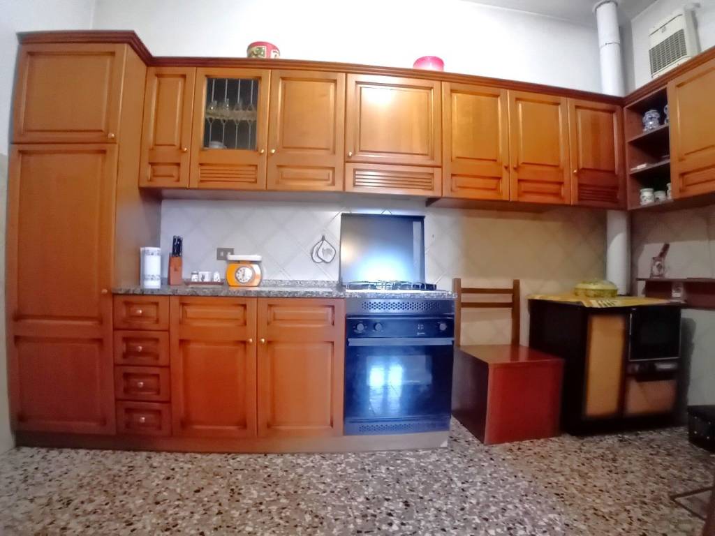 Casa indipendente a Pontedera in Via delle Cantine - Foto 4