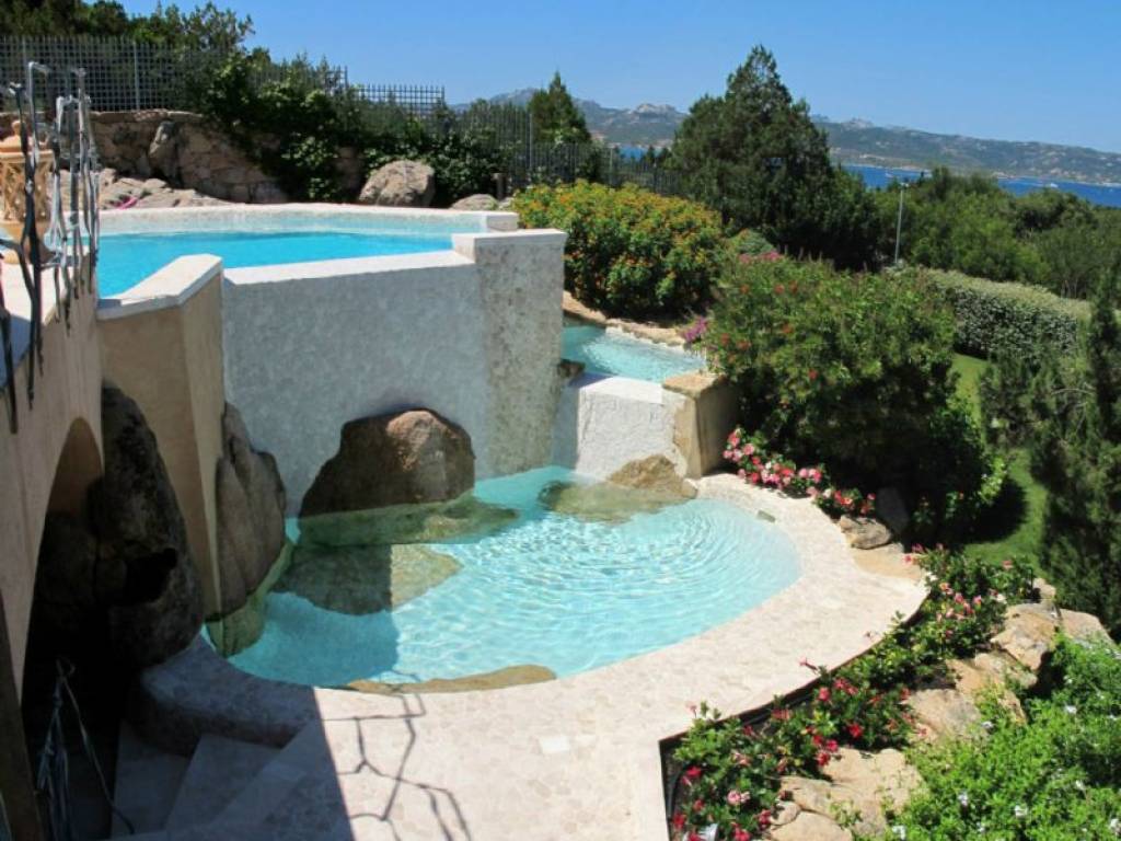 Villa a Arzachena in Via Giuseppe Solaris - Foto 4