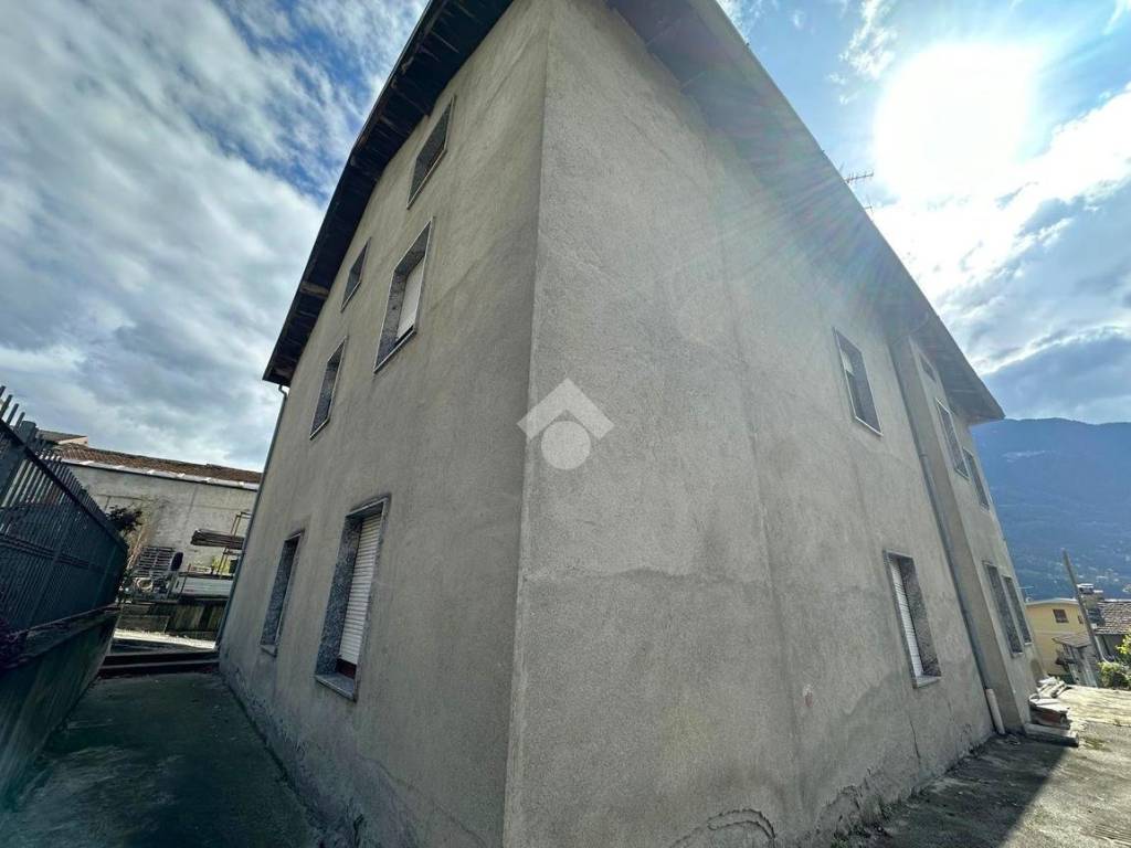 Appartamento a Traona in Via Privata Valeriana, 9 - Foto 4