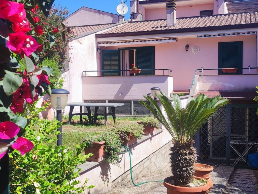 Villetta a schiera a Fondi in Via Flacca - Foto 2