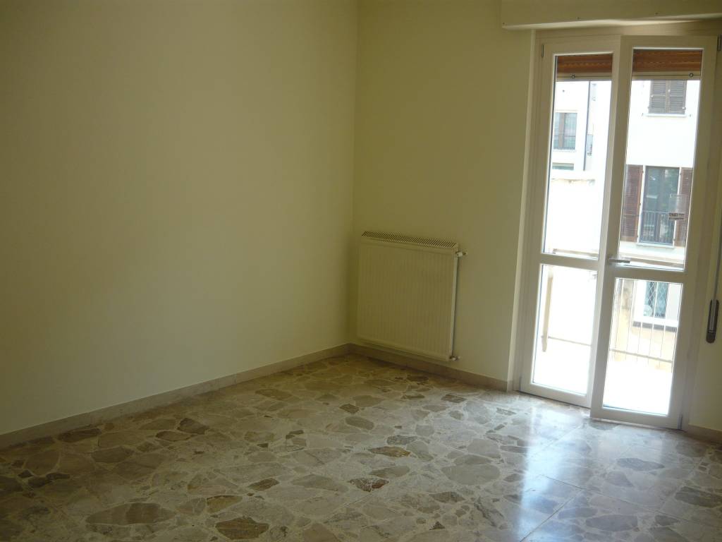 Appartamento a Cremona in Via Belcavezzo, 20 - Foto 3