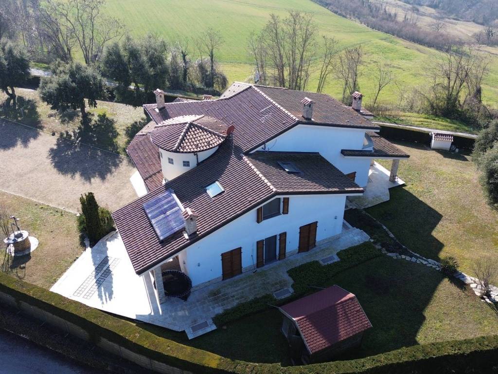Villa a Belvedere langhe in Via Provinciale, 9 - Foto 4