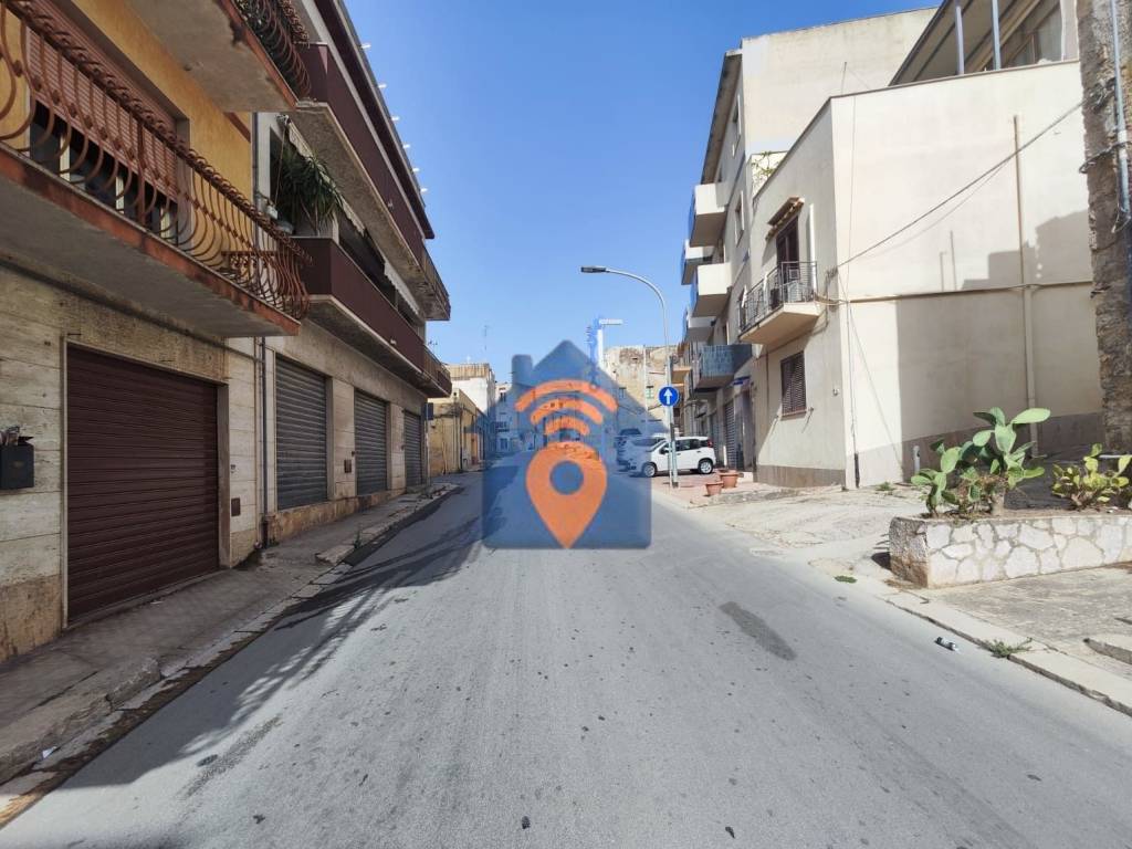 Appartamento a Castelvetrano in Via Marco Minghetti - Foto 2