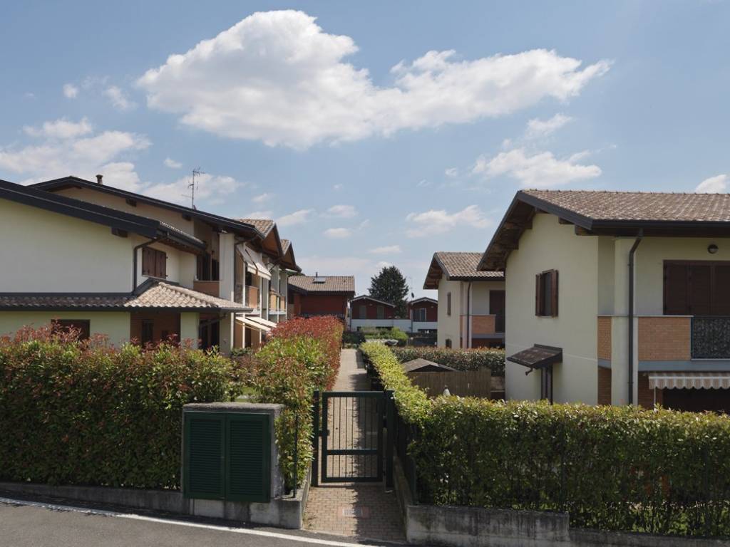 Appartamento a Bregnano in Viale Lombardia - Foto 4