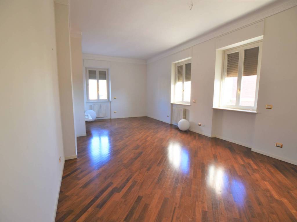 Appartamento a Porto san giorgio in Via Giuseppe Verdi, 13 - Foto 4