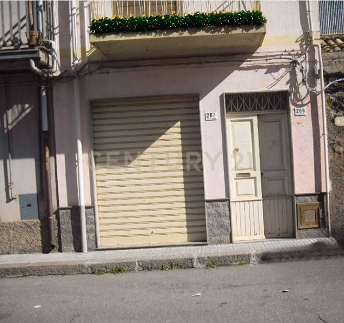 Casa indipendente a Randazzo in Via Giuseppe Galliano - Foto 2