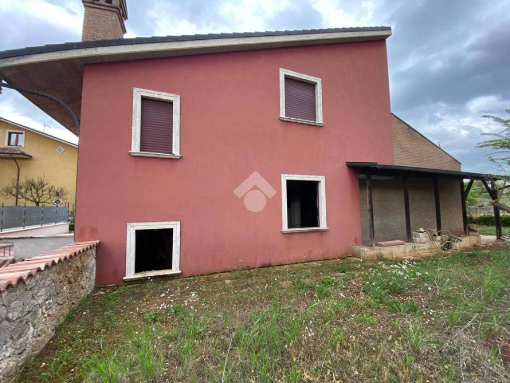 Villa a Avezzano in Via Giovanni XXIII - Foto 5