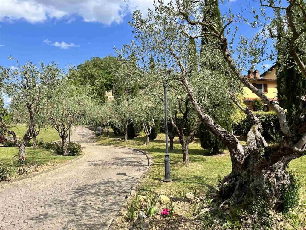 Villa a Terranuova bracciolini in via poggilupi - Foto 2