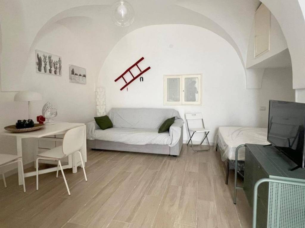 Casa indipendente a Ceglie messapica in Via Giuseppe Arimondi - Foto 2