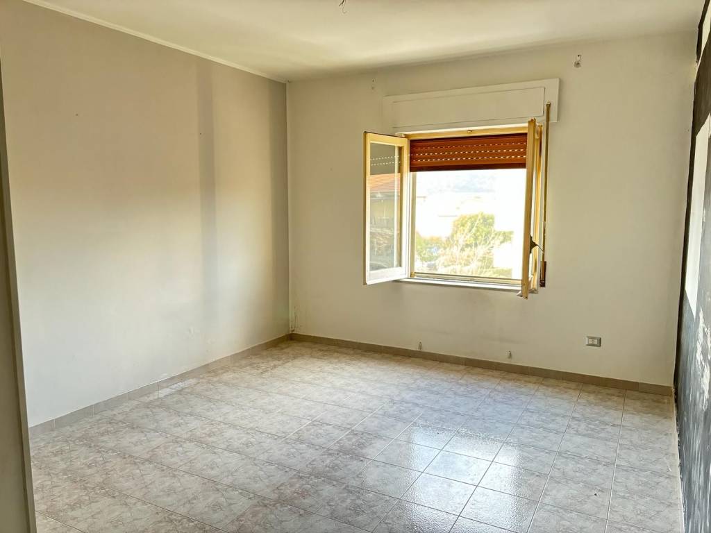 Appartamento a Crotone in Via Giovanni Paolo II - Foto 5