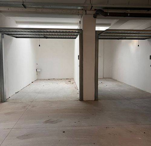 Box / garage a Pescara in Via Ugo Foscolo - Foto 5