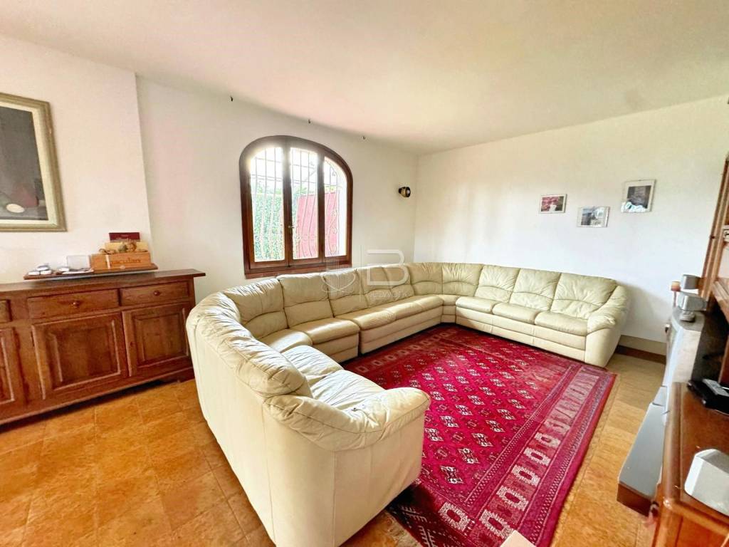 Villa a Forte dei marmi in Via Versilia - Foto 3