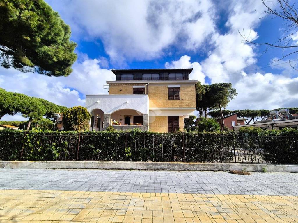 Villa a Tarquinia in Viale Mediterraneo, 1 - Foto 2