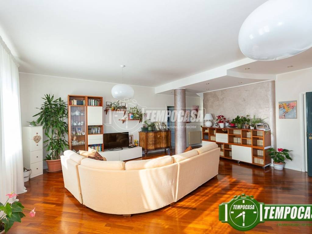Villa a Casalpusterlengo in Via Cartesio - Foto 3