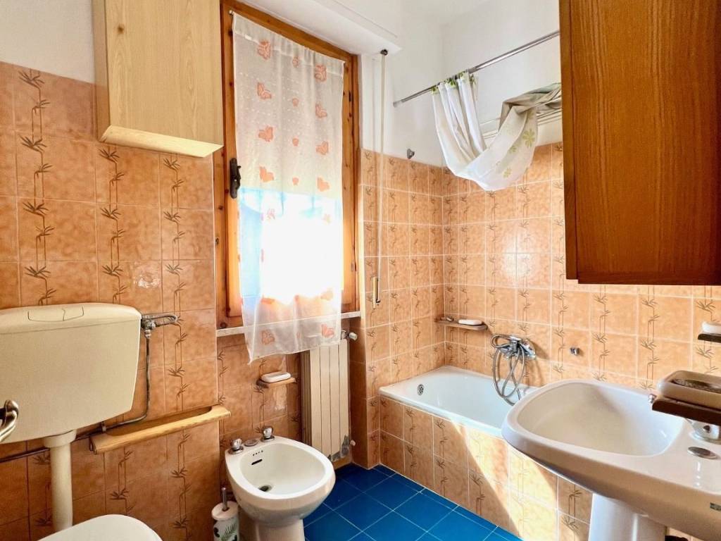 Appartamento a Capolona in Via Filippo Turati - Foto 4