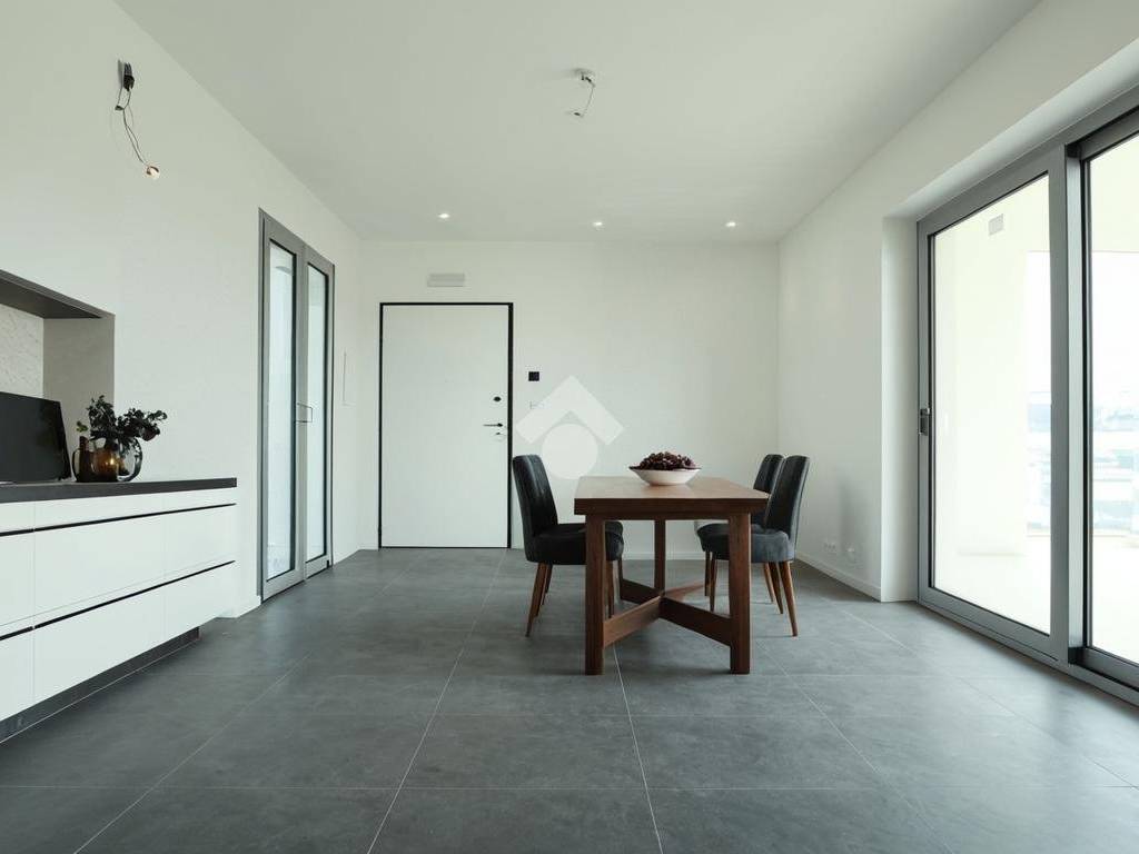 Appartamento a Alba adriatica in Via Rovigo, 26 - Foto 2