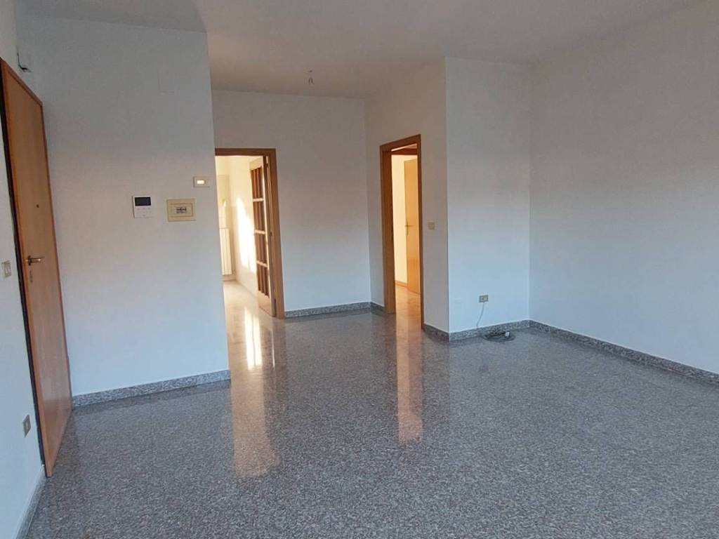 Appartamento a Ascoli piceno in viale treviri - Foto 4