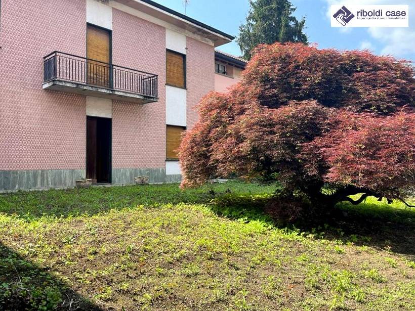 Villa a Barzanò in Via Roma - Foto 4