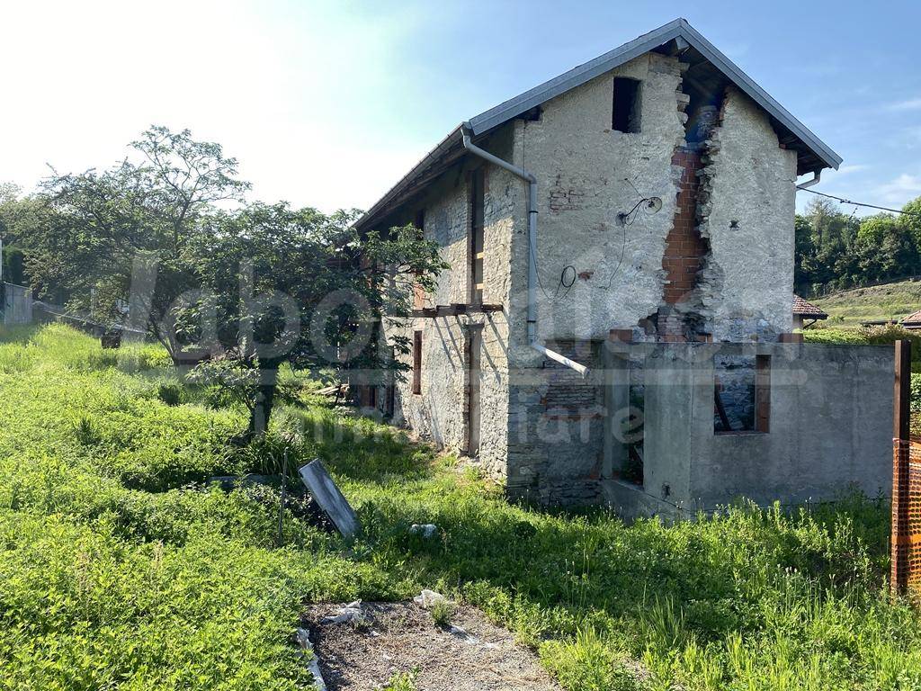 Rustico / casale a Besozzo in via Masserano - Foto 3