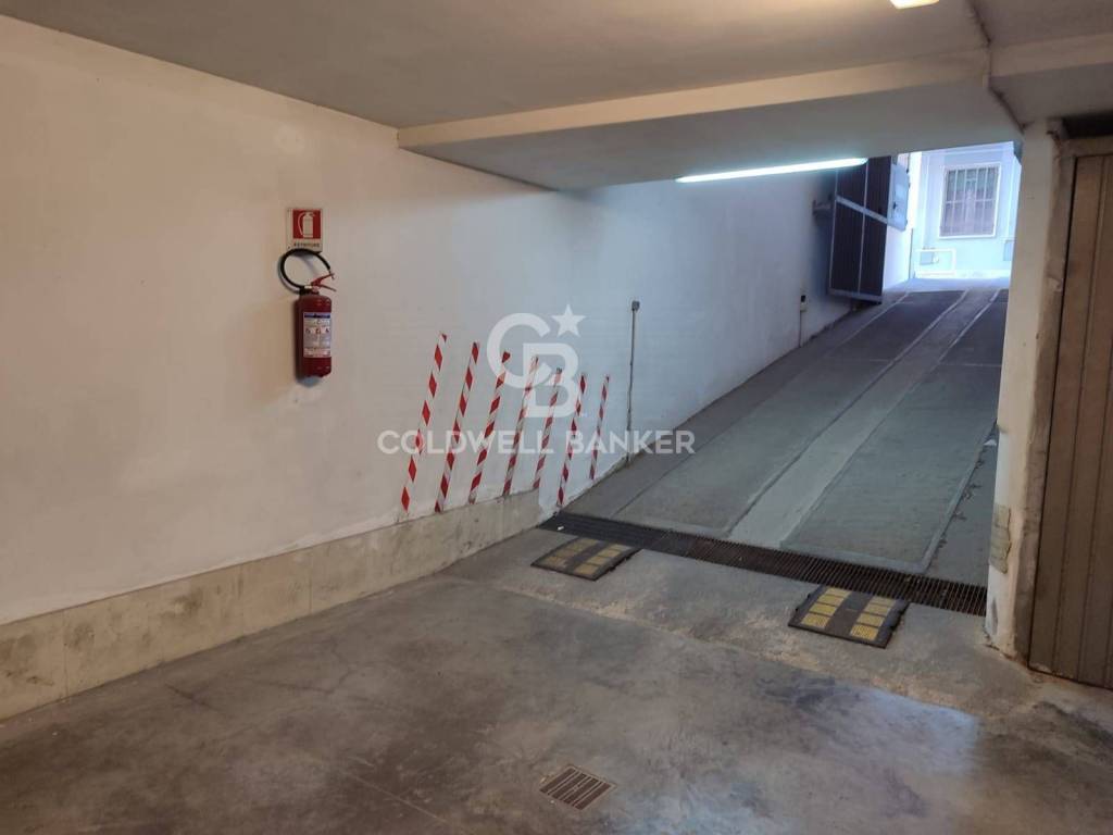 Box / garage a Brindisi in Via Montello, 21 - Foto 5