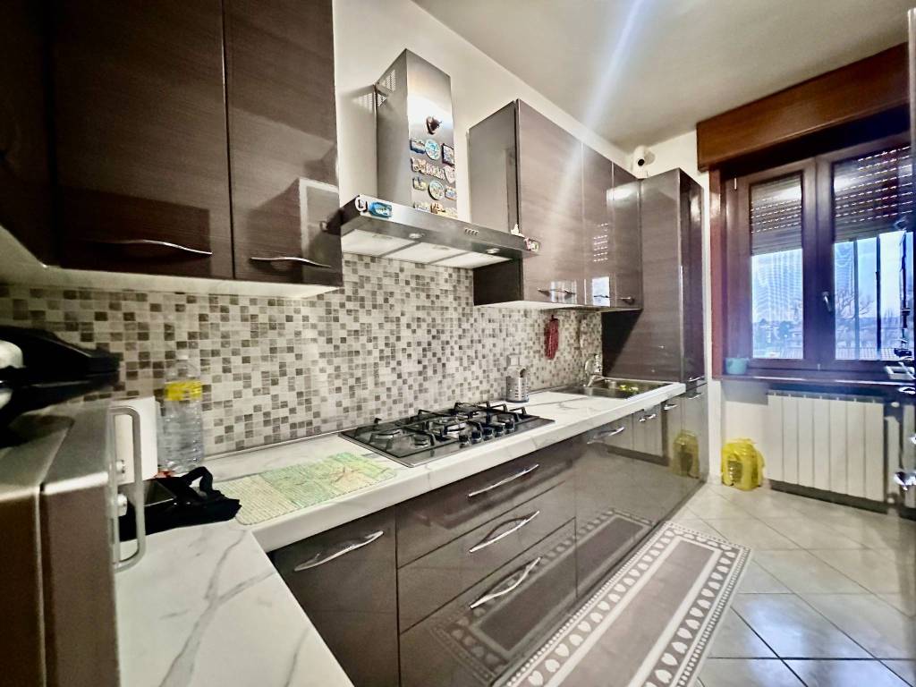 Appartamento a Vedano olona in Via Adua - Foto 5
