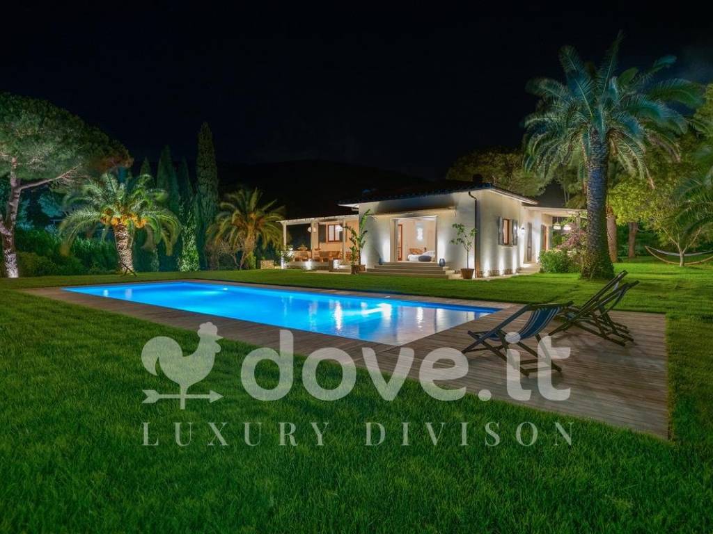 Villa a Capoliveri in Via Madonna di Lacona, 47 - Foto 2