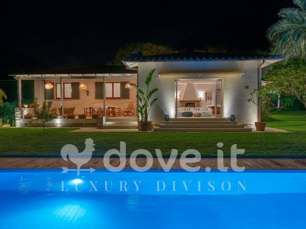 Villa a Capoliveri in Via Madonna di Lacona, 47 - Foto 3