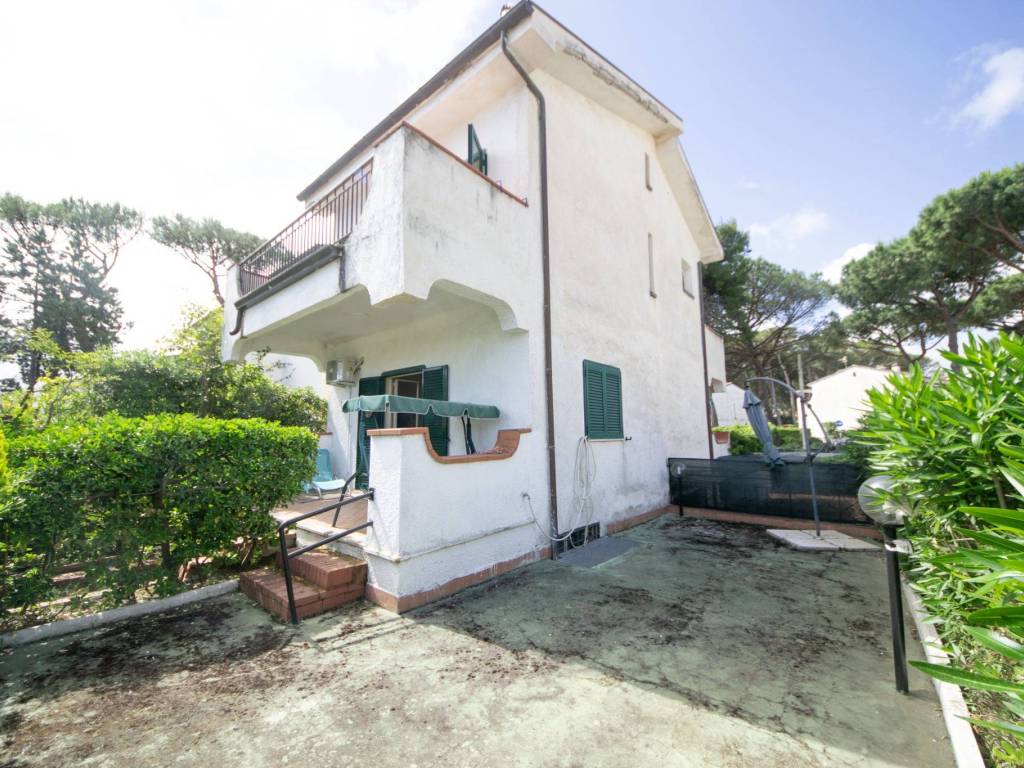 Villa a Cellole in Via delle Agavi, 156 - Foto 2