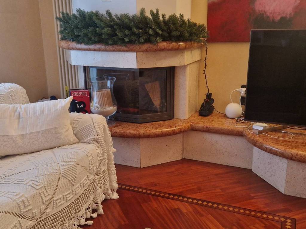 Appartamento a Salerno in Viale degli Olmi, 26 - Foto 4