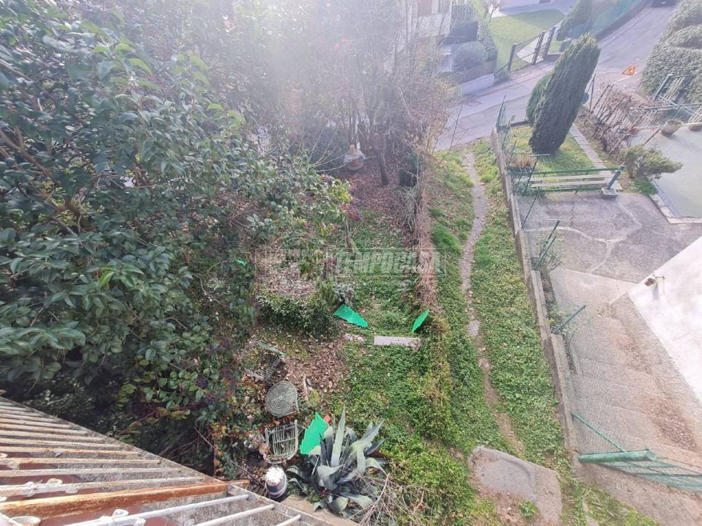 Appartamento a Erba in Via I Maggio - Foto 5