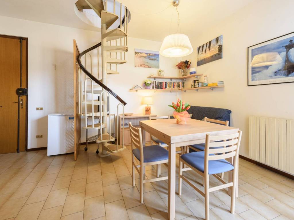 Appartamento a Viareggio in Via Amerigo Vespucci Torre del Lago, 41 - Foto 2