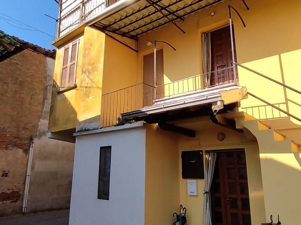 Casa indipendente a Cassolnovo in Via Lavatelli - Foto 1