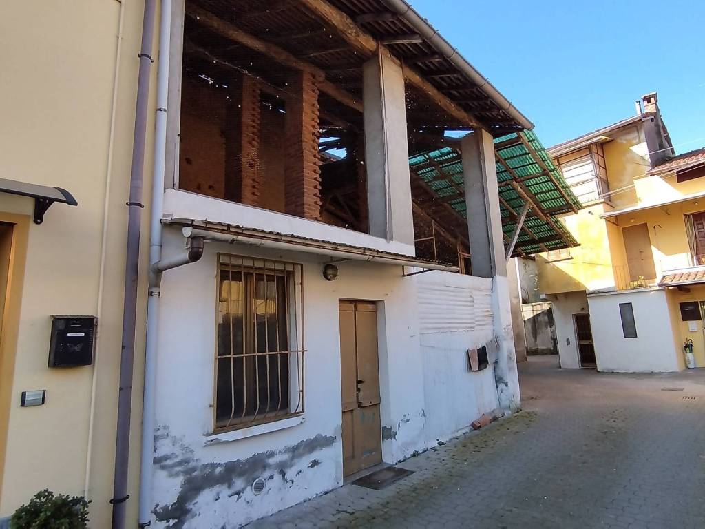 Casa indipendente a Cassolnovo in Via Lavatelli - Foto 3