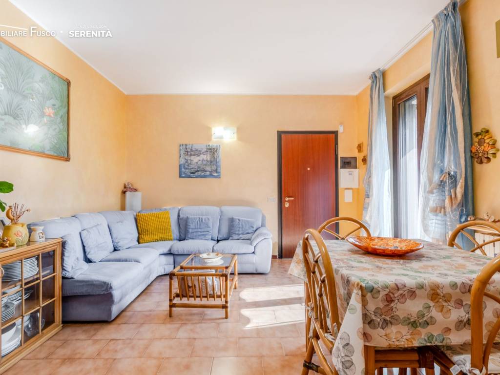 Appartamento a Vizzolo predabissi in Piazza Giacomo Puccini, 16 - Foto 3