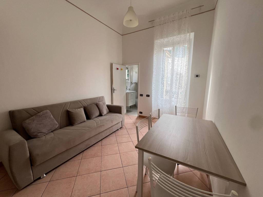 Appartamento a Firenze in Via Giovanni Boccaccio, 18 - Foto 2