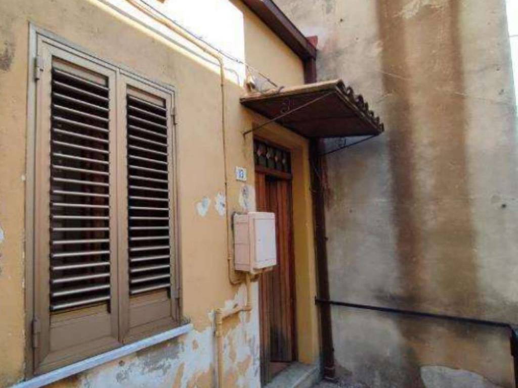 Immobile a Cotronei in via Via San Giuseppe 13 - Foto 3