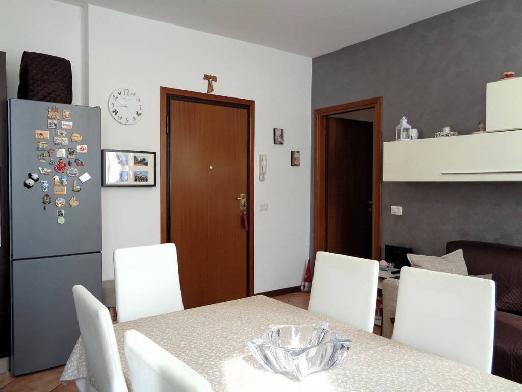 Appartamento a Bernareggio in Via Carlo Cattaneo - Foto 3