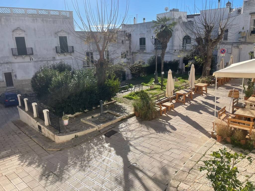 Appartamento a Ceglie messapica in Piazza Vecchia - Foto 2