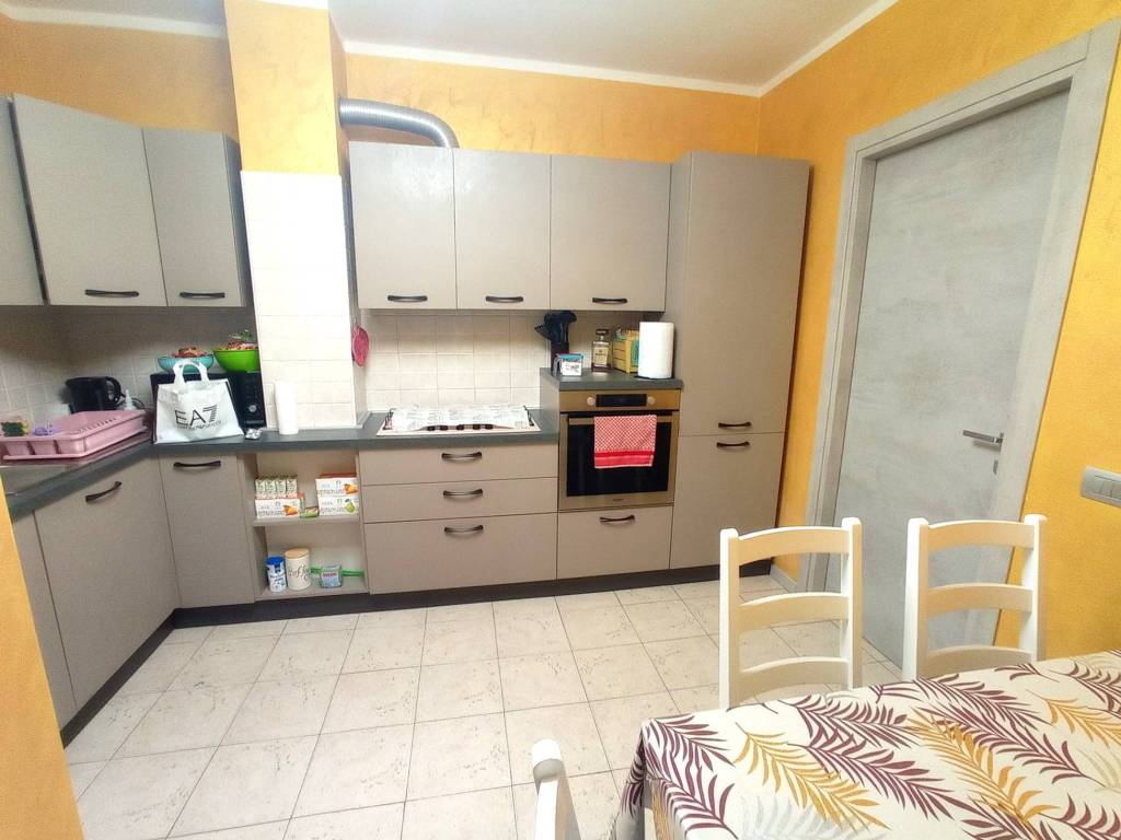 Appartamento a Omegna in Via 4 Novembre - Foto 3