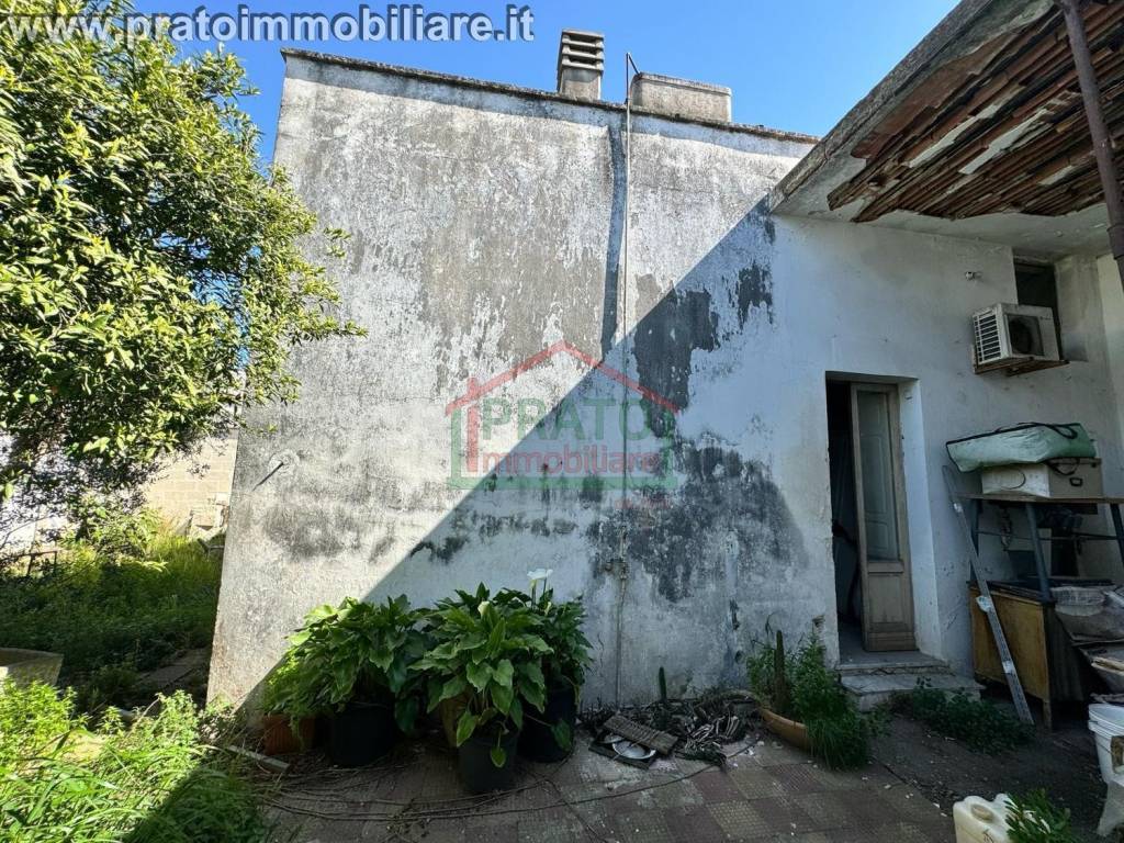 Villa a Campi salentina in Via Capitano Lega, 68 - Foto 4