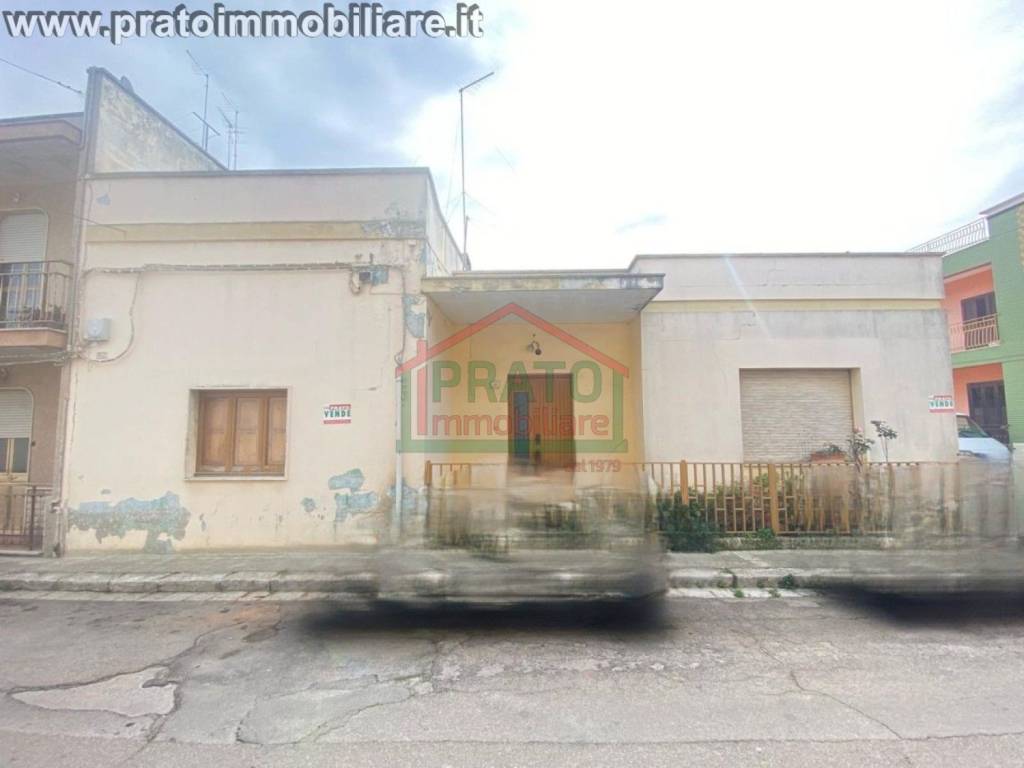 Villa a Squinzano in Via Lamarmora, 31 - Foto 2