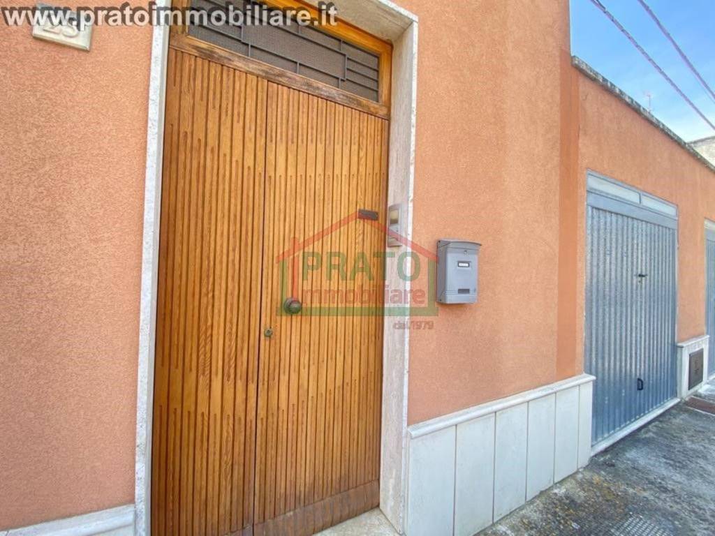 Appartamento a Campi salentina in Via Tripoli, 23 - Foto 2