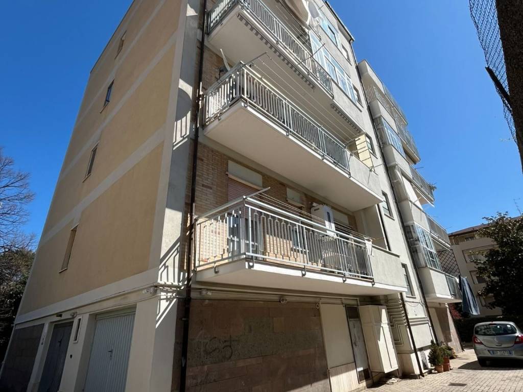 Attico / mansarda a Pescara in Via Raffaele Leporta, 13 - Foto 3