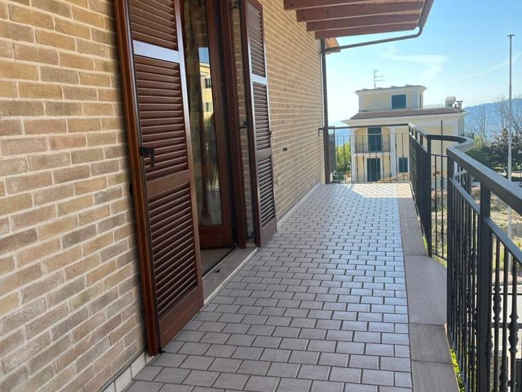 Appartamento a Monteprandone in Via Poggio Belvedere - Foto 3