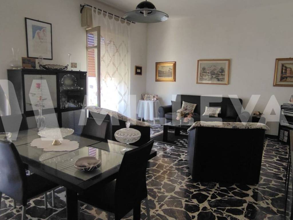 Appartamento a Scicli in Via Cristoforo Colombo - Foto 2