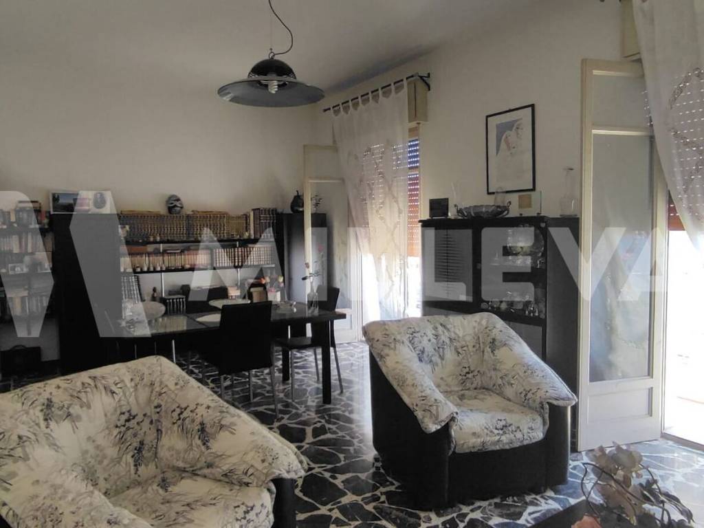 Appartamento a Scicli in Via Cristoforo Colombo - Foto 3