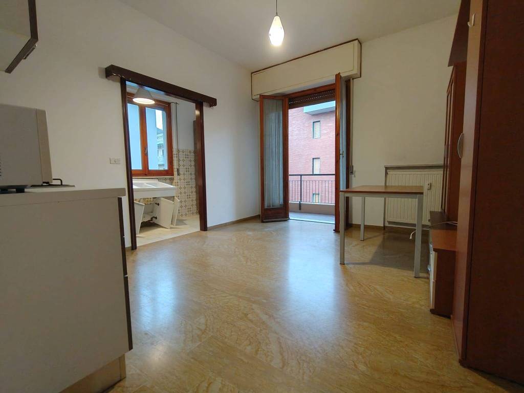 Appartamento a Finale ligure in Via Camillo Sbarbaro - Foto 2