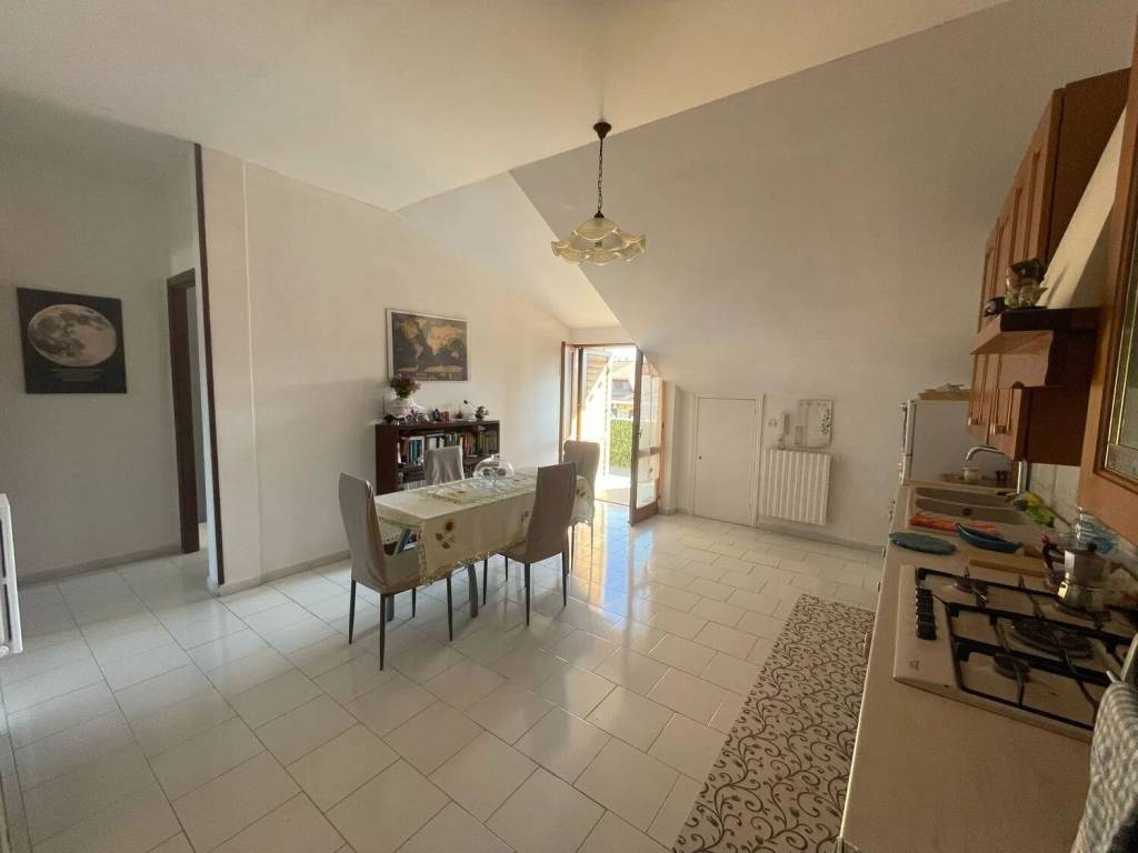 Appartamento a Giugliano in campania in Viale San Francesco D'Assisi - Foto 4